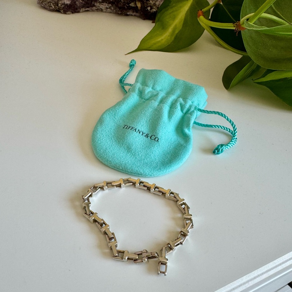 Tiffany Silver T chain bracelet